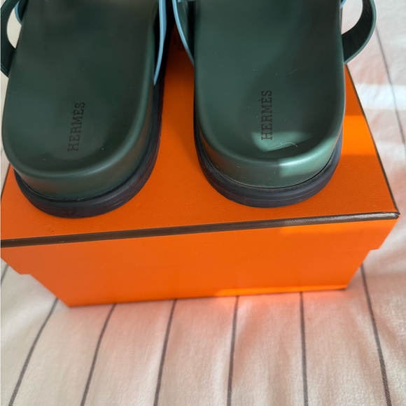 Hermes Leather Slide Sandals Blue and Dark Green SZ 40.5 only wore once duster main image 8